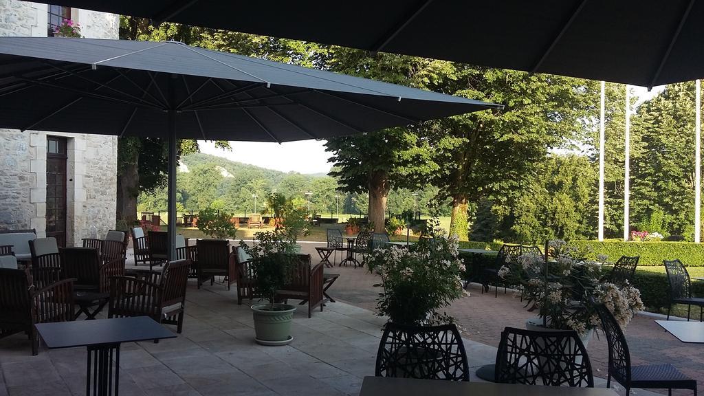 Chateau La Fleunie - Hotel Et Restaurant Condat-sur-Vezere Bagian luar foto