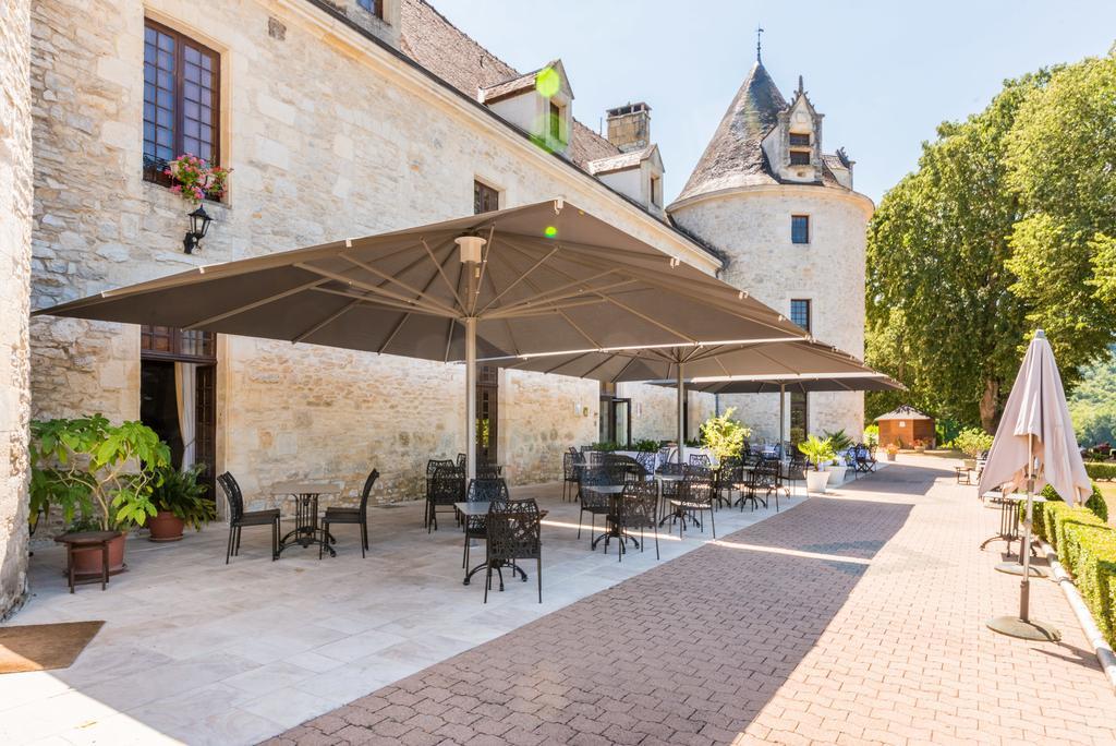 Chateau La Fleunie - Hotel Et Restaurant Condat-sur-Vezere Bagian luar foto