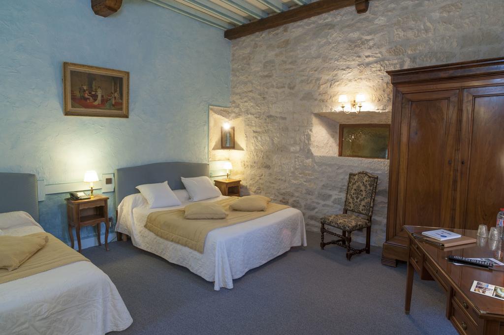 Chateau La Fleunie - Hotel Et Restaurant Condat-sur-Vezere Bagian luar foto