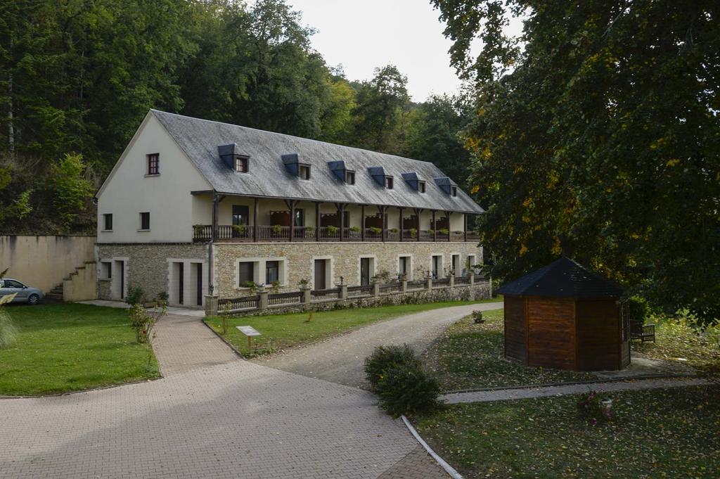 Chateau La Fleunie - Hotel Et Restaurant Condat-sur-Vezere Bagian luar foto