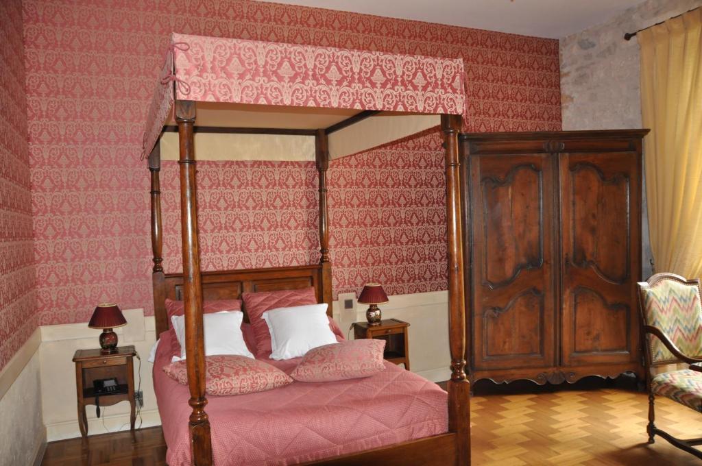 Chateau La Fleunie - Hotel Et Restaurant Condat-sur-Vezere Bagian luar foto
